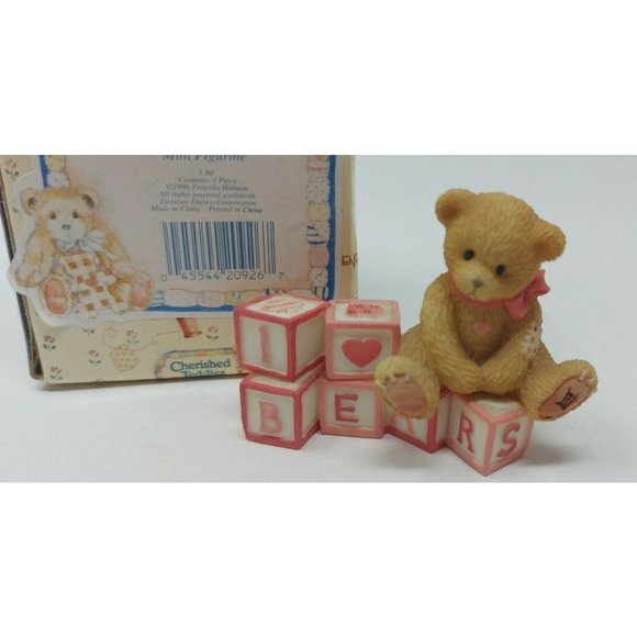 Cherished Teddies 902950 Bear with love letters I LOVE BEARS Figurine Enesco - Picture 1 of 4